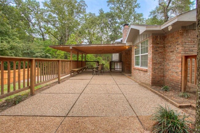 Building Photo - 6016 Teas Nursery Rd