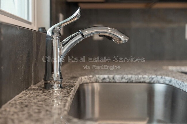 Building Photo - 2935 Winterberry Dr