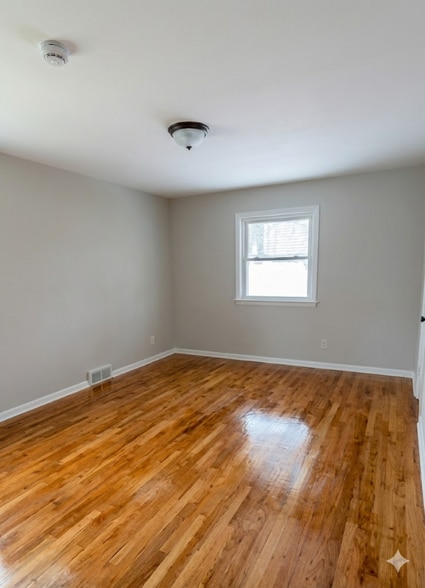 Building Photo - 11205 McCracken Rd