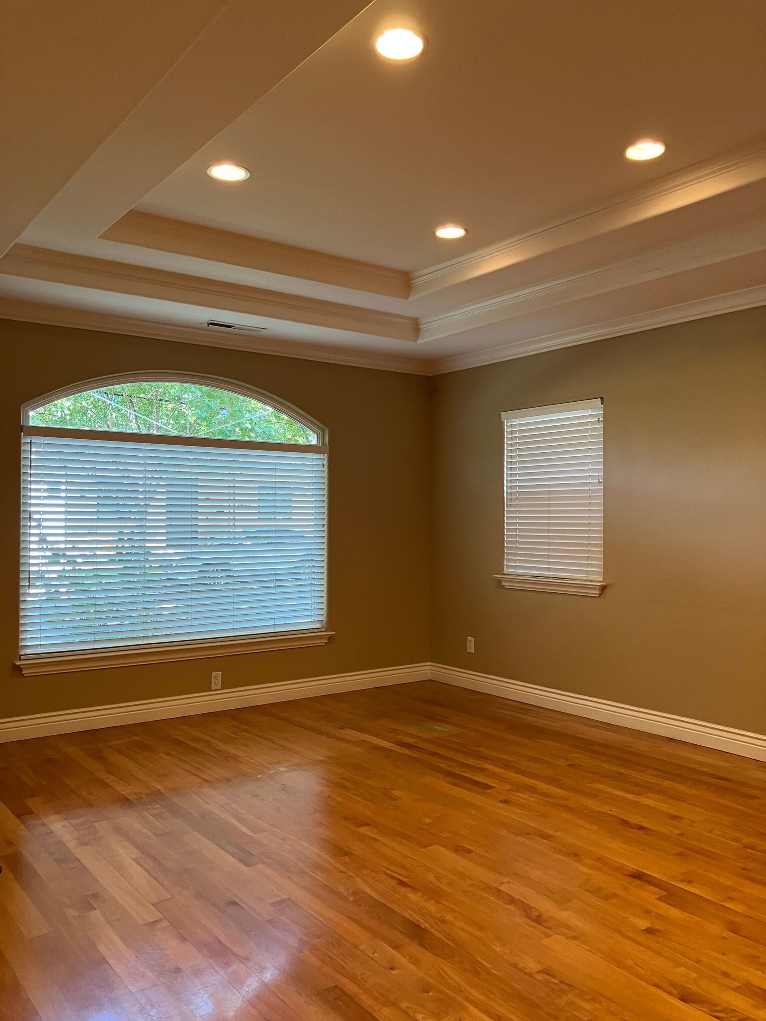 Building Photo - 1466 Iris Ct