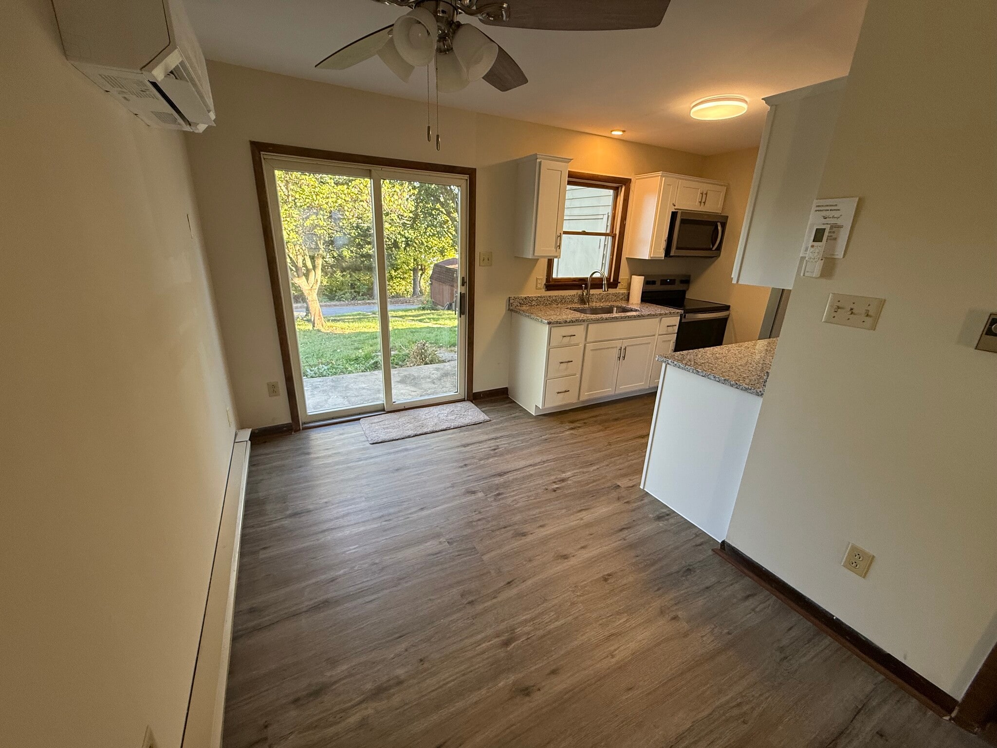 Kitchen walks out to lovely porch and yard - 1004 Corbett St