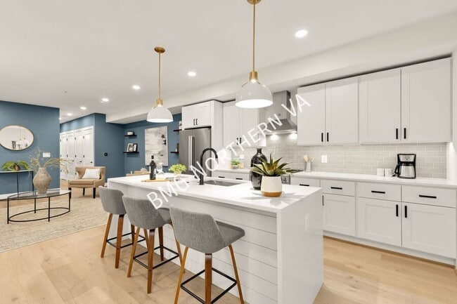 Building Photo - 2829 13th St NW