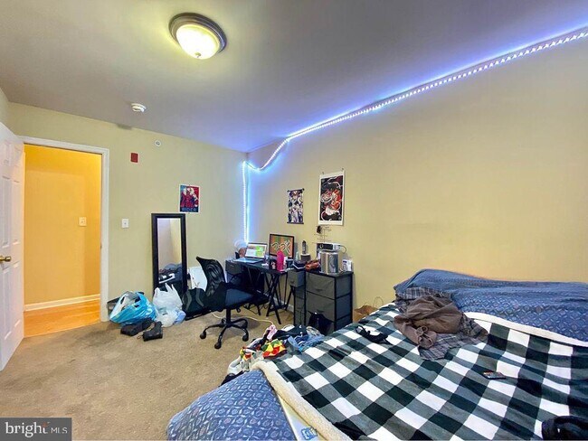 Building Photo - 1723 N 17th St