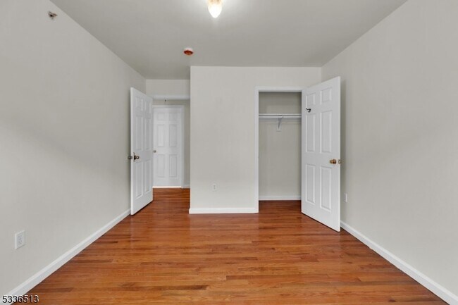 Building Photo - 58 1st St