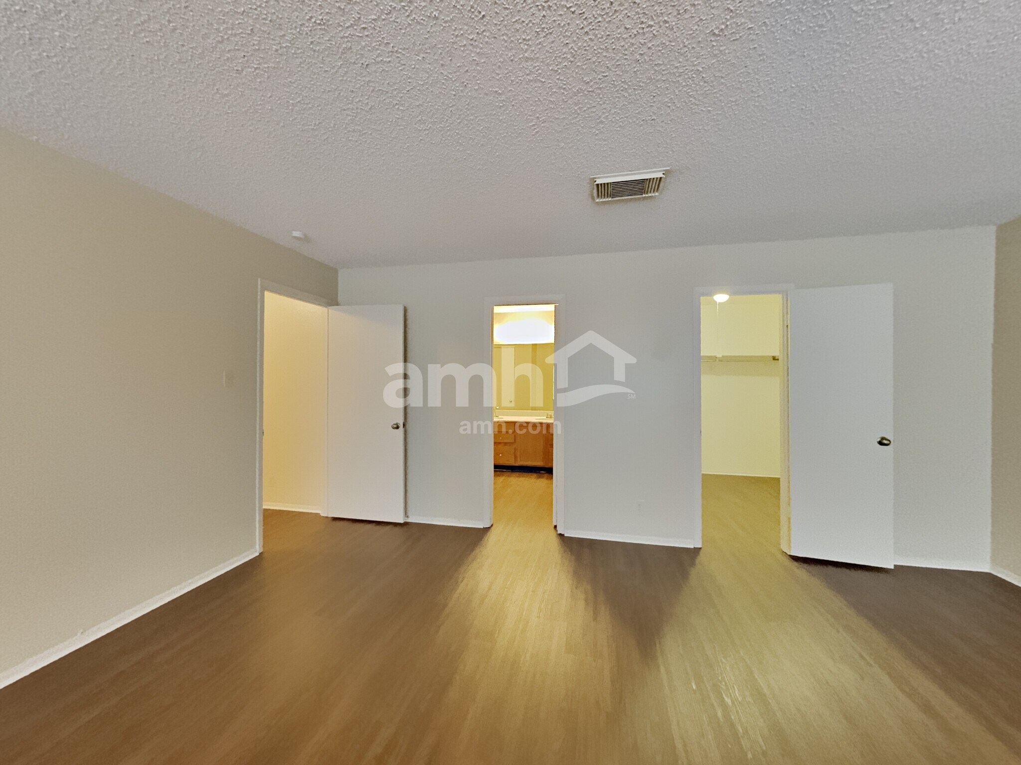 Building Photo - 8010 Manderly Pl