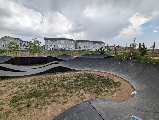 Building Photo - 4234 McKellen Dr