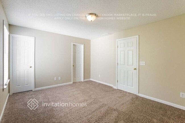 Building Photo - 1609 Heyford Cir NW