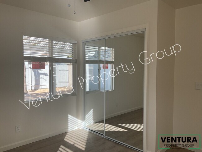 Building Photo - 831 S E St