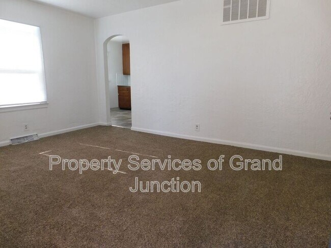 Building Photo - 441 N 16th St