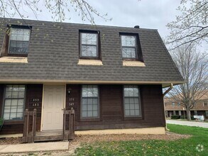Building Photo - Spacious 1-Bedroom Apartment in Blue Sprin...