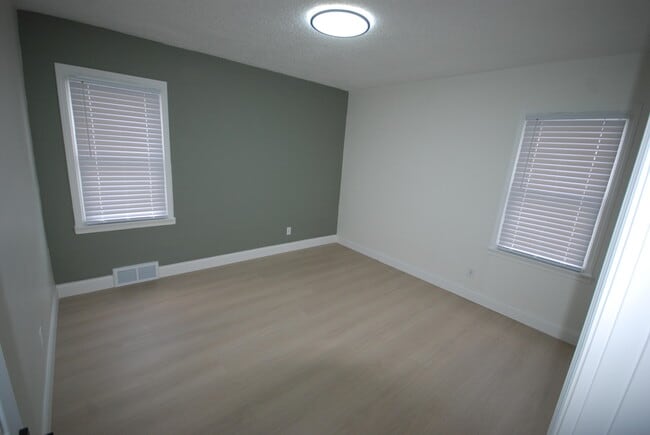 Building Photo - 20532 Lesure St