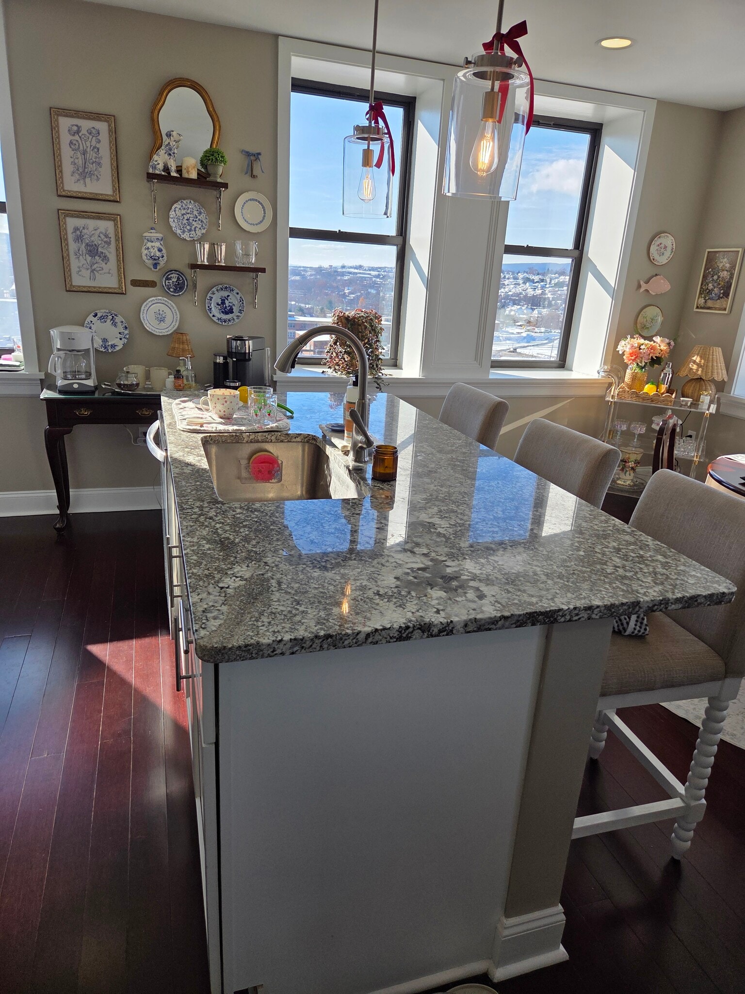 Building Photo - 108 N Washington Ave