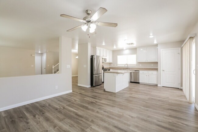 Building Photo - 6728 Boston Tea St