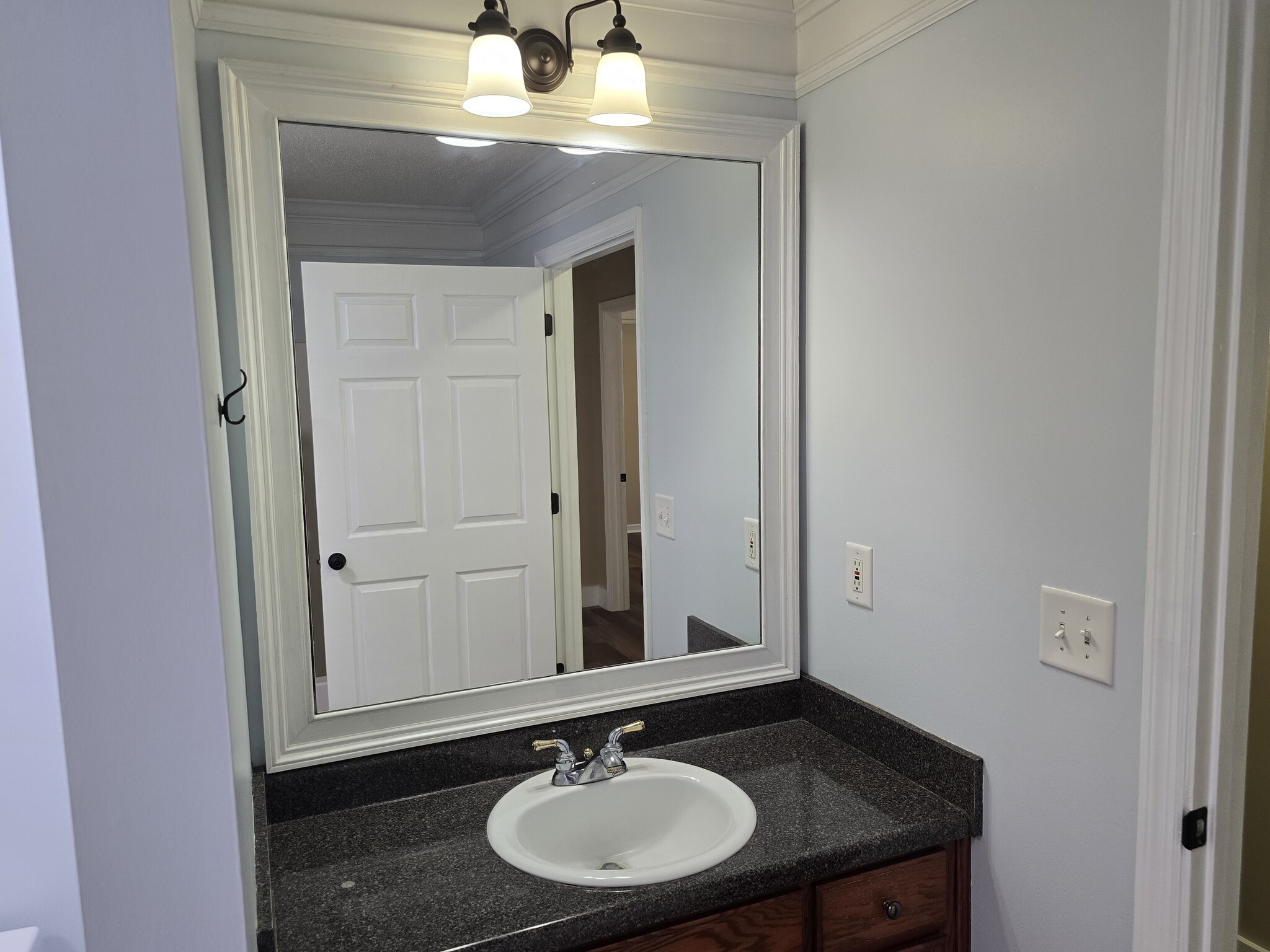 Bathroom #3 - 2065 Pinemount Blvd