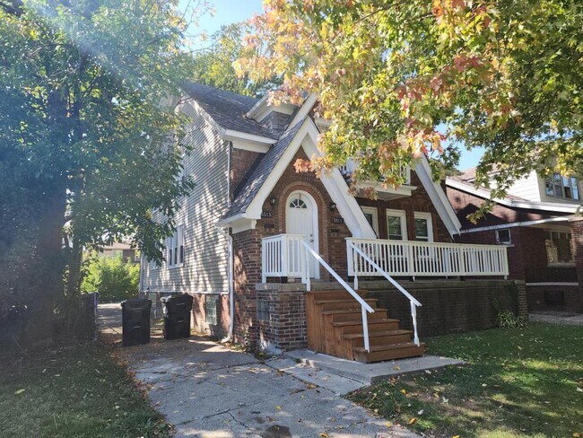 Primary Photo - 5511 Somerset Ave