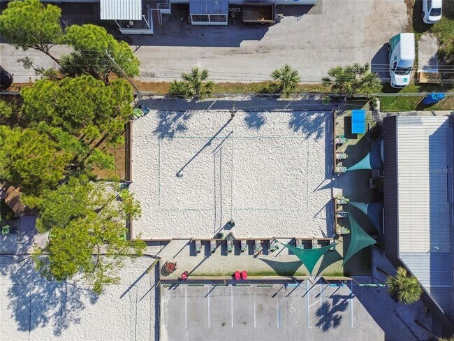 Building Photo - 10263 Gandy Blvd N