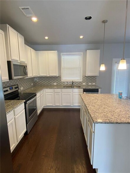 Building Photo - 9742 Alderbrook Trce