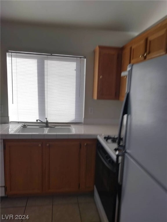 Building Photo - 4856 Minturn Ave