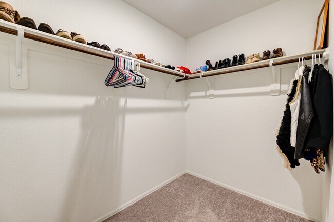 Building Photo - 3110 Spanish Oak Ln