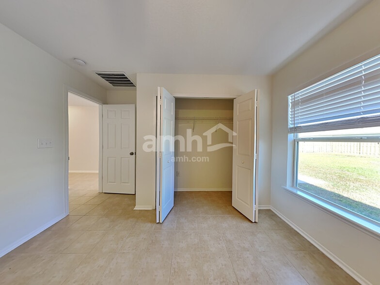 Building Photo - 77088 Cobblestone Dr