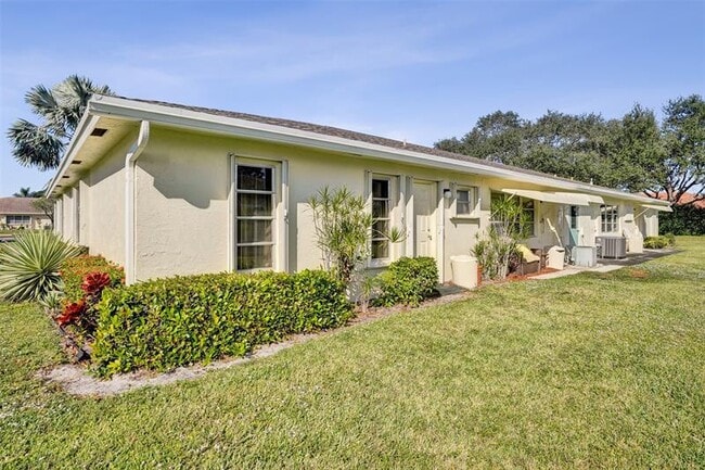 Building Photo - 5121 Lakefront Blvd