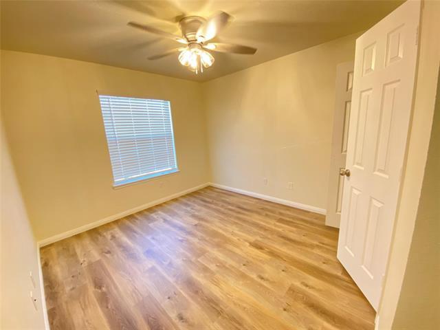 Building Photo - 1622 Mineral Springs Dr