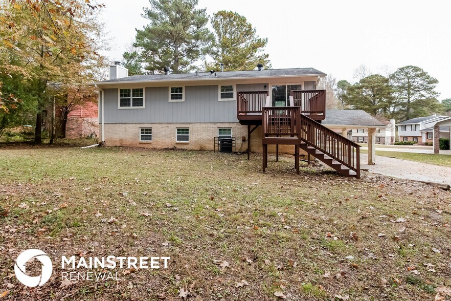 Building Photo - 8295 Englewood Trail