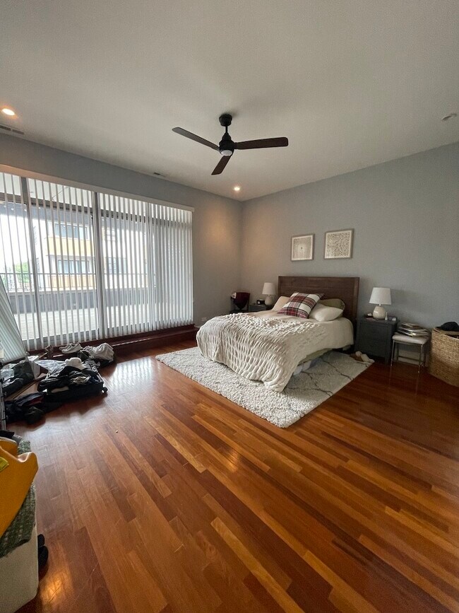 Building Photo - 1746-52 W North Ave