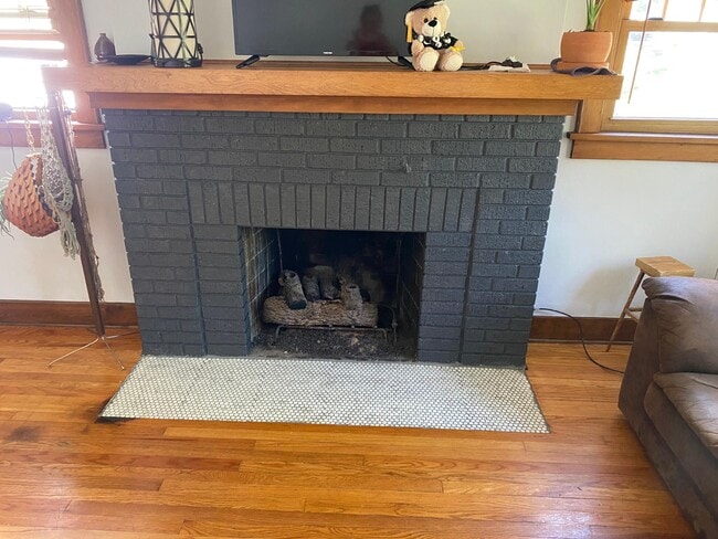 Building Photo - 4407 Pine St