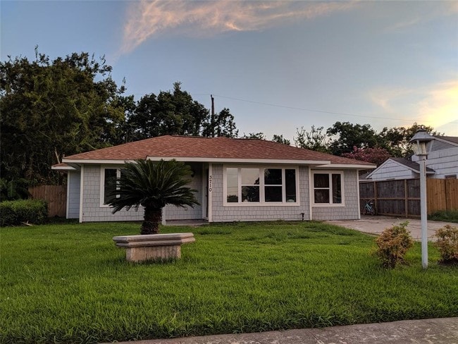 Primary Photo - 3710 Zephyr St
