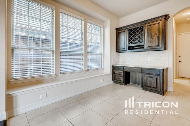 Building Photo - 12675 Tealsky Dr
