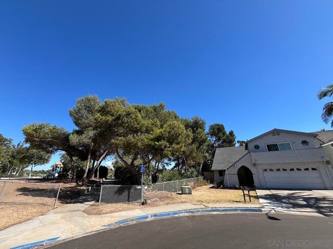 Building Photo - 8031 Montara Ave