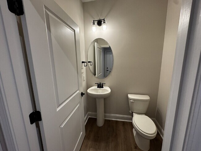 Building Photo - Home for Rent