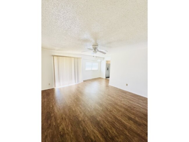 Building Photo - ****4 BEDROOM IN ROWLETT***