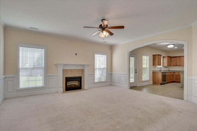Building Photo - 716 Gallaway Ln