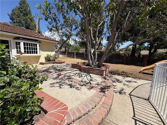 Building Photo - 2490 Michigan Dr