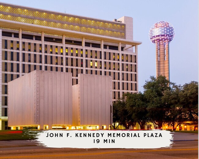 Building Photo - 3321 Ridgehaven St