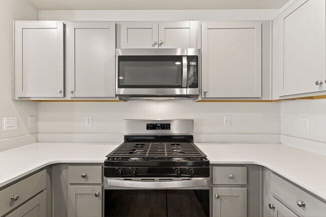 Building Photo - ***New Construction 3bd/2.5ba Townhome***