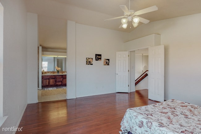 Building Photo - 4 br, 3 bath House - 8416 La Paloma Court ...