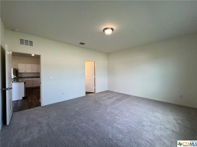 Building Photo - 4918 Jovian
