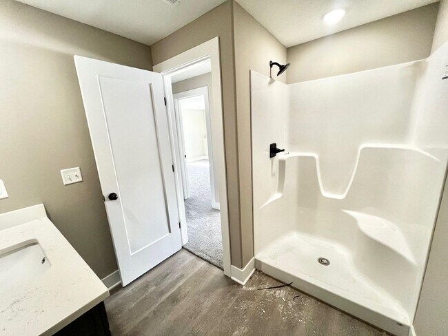 Building Photo - 2267 S Chateau Ct