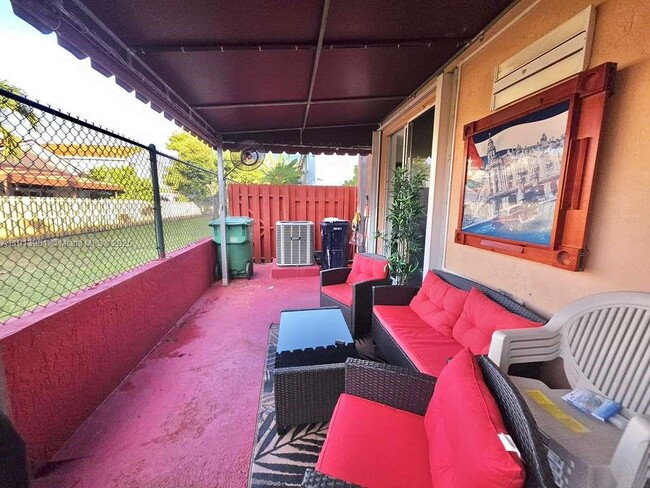 Building Photo - 15871 SW 86th Terrace