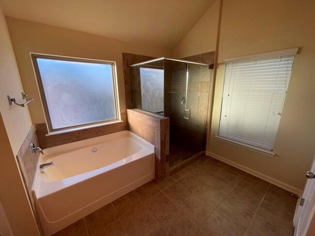 Building Photo - 5715 Bucknell Trace