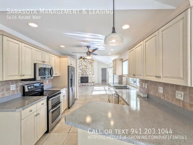Building Photo - 5456 Azure Way