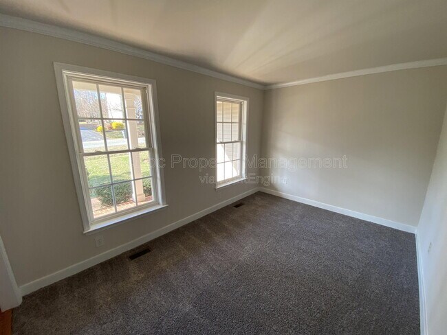 Building Photo - 4106 Parapet Ct