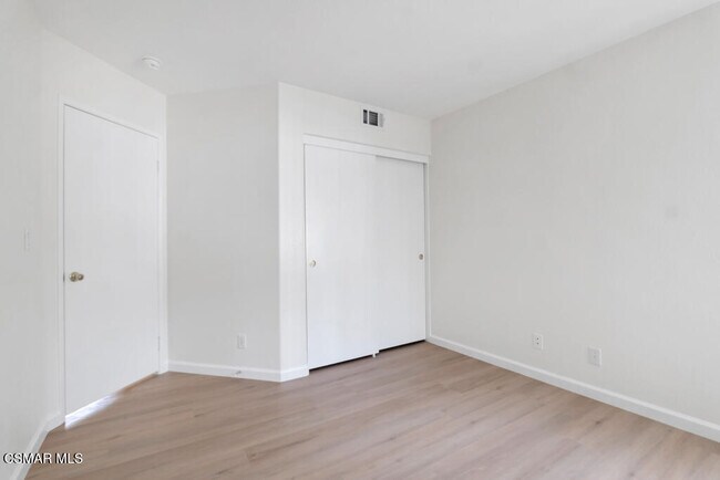 Building Photo - 663 Avenida Magdalena