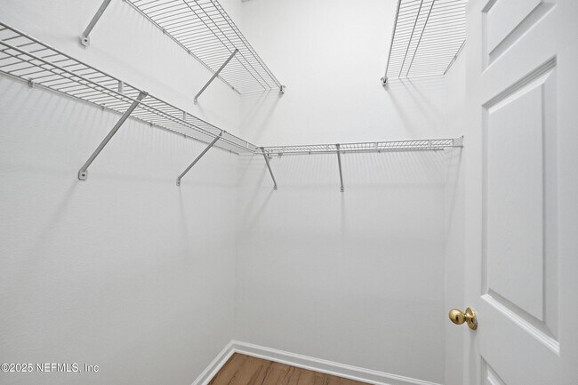 Building Photo - 6081 Maggies Cir