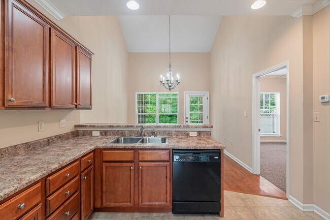 Building Photo - 10810 Carpenter Run Ln