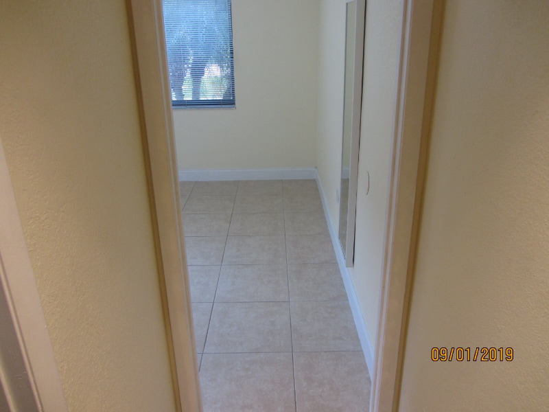Building Photo - 10740 SW 142nd Ave