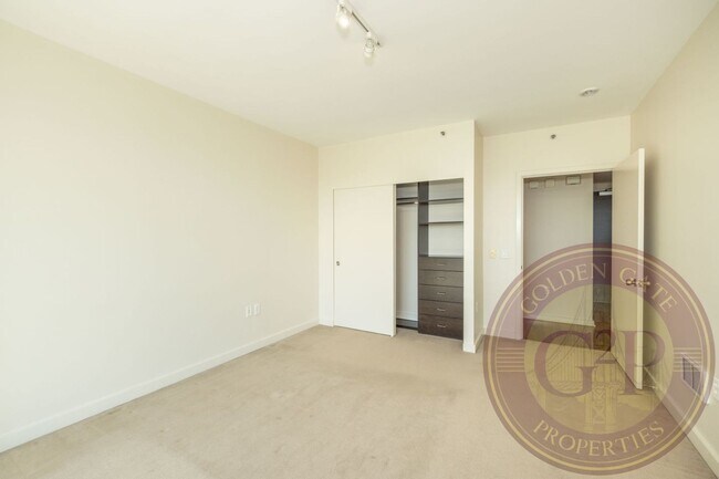 Building Photo - SoMa - 1 BR, 1 BA Condo 759 Sq. Ft. - 3D V...